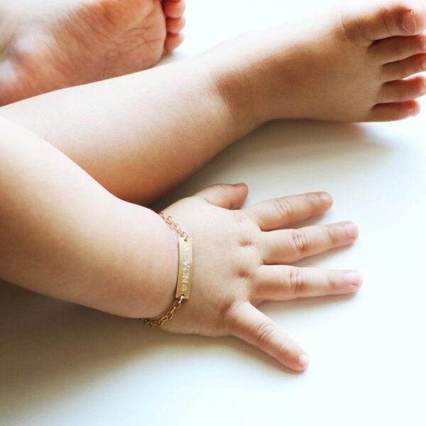 Stainless steel bracelet personalised with baby's name - Image 3