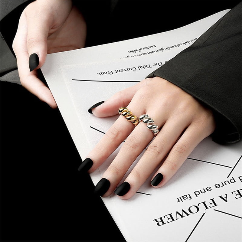 Vintage women’s twisted crescent ring 5 Vintage women's twisted crescent ring - Image 3