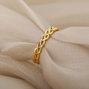 Women’s stainless steel chain rings
