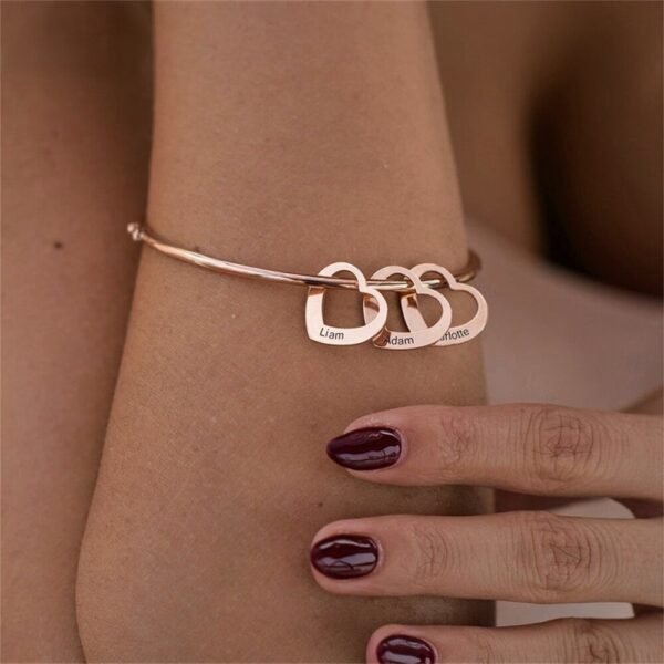 Customized heart charm bracelet 5