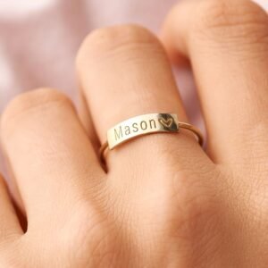 Minimalist engraved ring for women 3