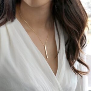 Collier barre prénom personnalisé pour femme 11 Collier barre prénom personnalisé pour femme 11