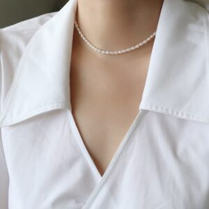 Collier à perles avec pendentif Initial 12