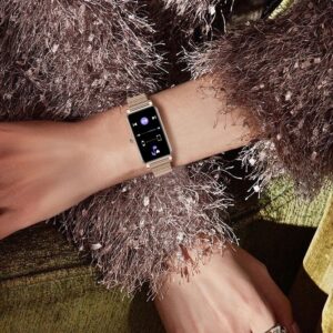 Belle montre connectée pour femme élégante 12