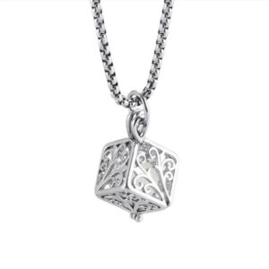 Collier avec pendentif lumineux 18 Collier avec pendentif lumineux 18