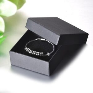 Bracelet à breloques personnalisés multi-noms 12