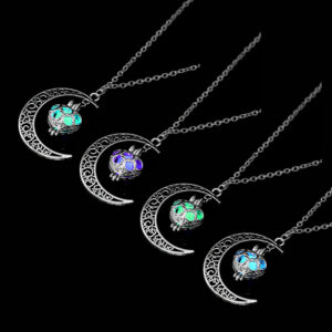 Collier pendentif lune avec pierre lumineuse 15 Collier pendentif lune avec pierre lumineuse 15