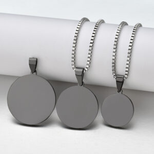 Collier pendentif gravé nom et Photo 12