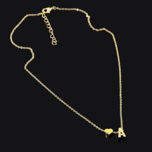 Collier Initiales avec breloque en forme Cœur 8 Collier Initiales avec breloque en forme Cœur 8