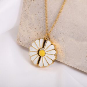 Pendentif personnalisé en émail marguerite 10