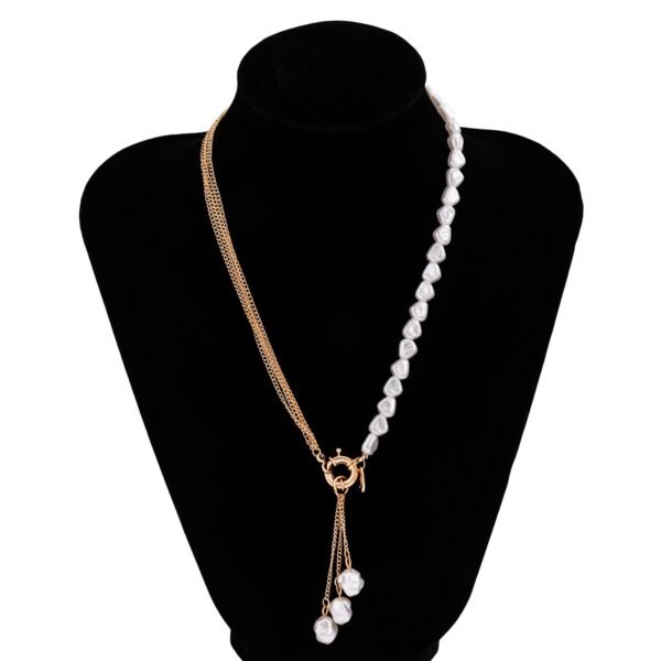 Collier ras de cou avec perles irrégulières 7