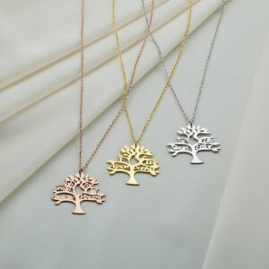 Collier arbre de vie personnalisé multi-prénoms 13 Collier arbre de vie personnalisé multi-prénoms 13