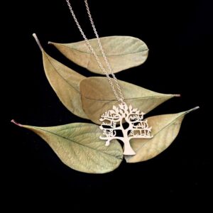 Collier arbre de vie personnalisé multi-prénoms 14 Collier arbre de vie personnalisé multi-prénoms 14