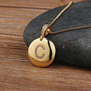 Collier avec lettres initiales pour femmes 9 Collier avec lettres initiales pour femmes 9