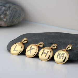 Collier avec lettres initiales pour femmes 12 Collier avec lettres initiales pour femmes 12