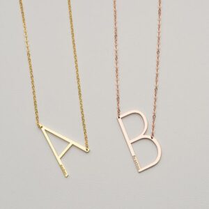 Collier Initial avec nom personnalisé 11