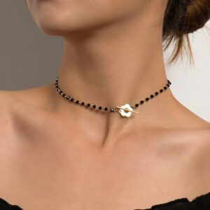 Collier ras du cou avec perles 10
