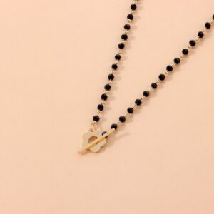 Collier ras du cou avec perles 13