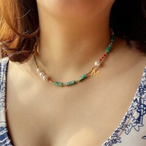Collier initiale avec perle Lapis Lazuli 11 Collier initiale avec perle Lapis Lazuli 11