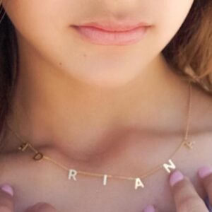 Collier ras de cou avec lettres personnalisées 12 Collier ras de cou avec lettres personnalisées 12