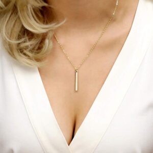 Collier Barre Totem 3D avec initiales 12