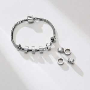 Bracelet avec Charms Gravés 9 Bracelet avec Charms Gravés 9