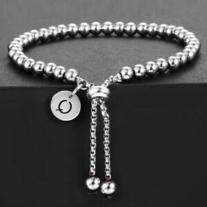 Bracelet perlés Gravé initiale 11