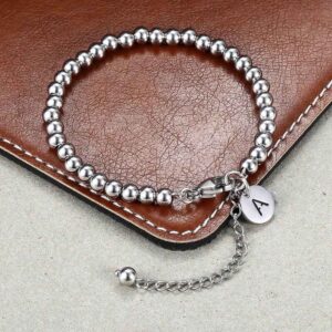 Bracelet perlés Gravé initiale 12