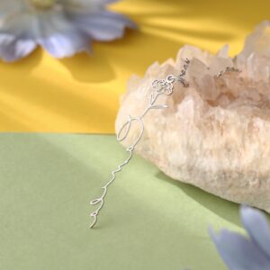 Collier Prénom vertical avec fleur de naissance 9