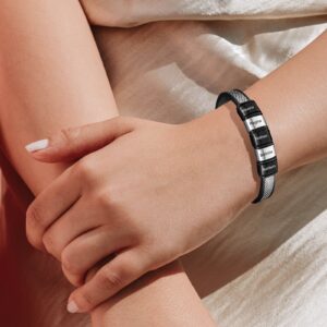 Bracelet en cuir personnalisé multi-prénoms hommes 11