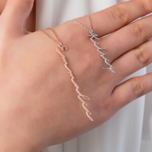 Collier vertical influenceur personnalisé 13 Collier vertical influenceur personnalisé 13