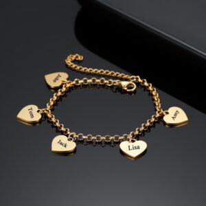 Bracelet à breloques en forme de cœur gravé 10