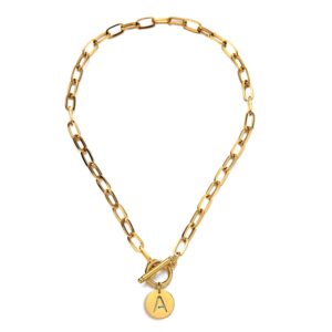 Collier à maillons avec pendentif gravé initiale 16 Collier à maillons avec pendentif gravé initiale 16