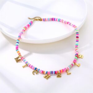 Collier à perles avec lettres personnalisées 10