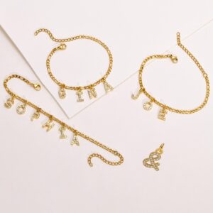 Bracelet lettres strass personnalisé 8