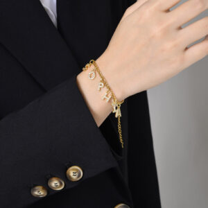 Bracelet lettres strass personnalisé 10