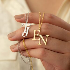 Collier personnalisé double initiale 9 Collier personnalisé double initiale 9