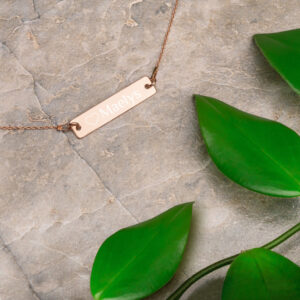 Collier pendentif bar gravé prénom – Argent 9