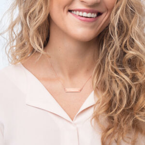 Collier pendentif bar gravé prénom – Argent 11
