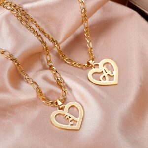 Collier Initiale pendentif en forme de cœur 10