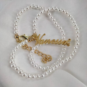 Collier Perles personnalisé prénom 11