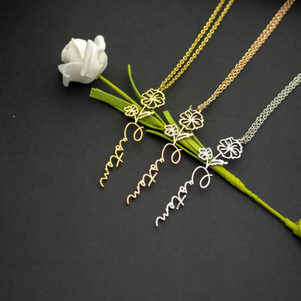 Collier Fleur de Naissance Personnalisé 5