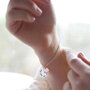 Bracelet à breloques double disque personnalisé 13