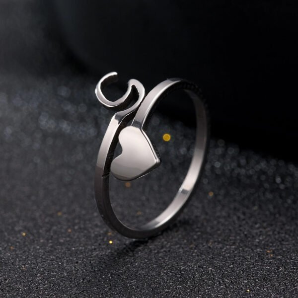 Bague coeur initiale 7