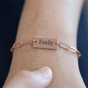 Bracelet gravé prénom à gros maillons 11