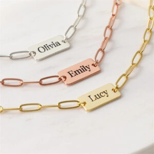 Bracelet gravé prénom à gros maillons 16