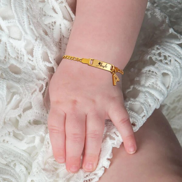 Bracelet personnalisé prénom et initial pour bébés et enfants 5