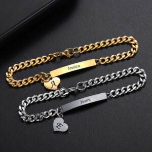 Bracelet prénom à breloque coeur initiale 9